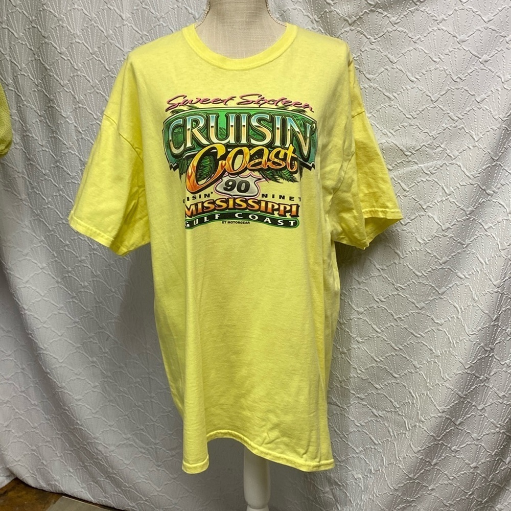 Gildan size XL Yellow short sleeve tee cruisin’ the coast hot rod‎ Mississippi